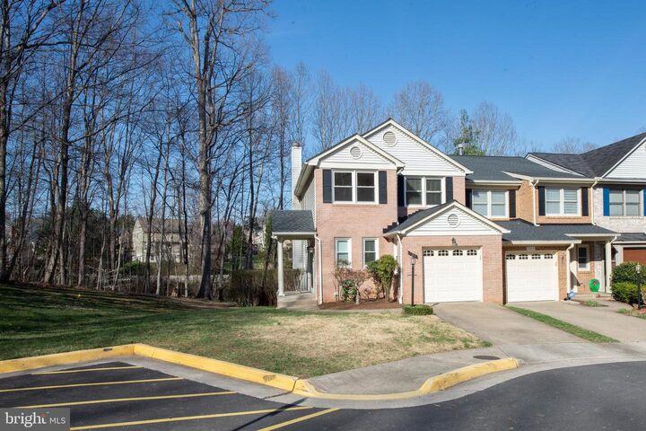 Property Photo:  7915 Valleyfield Drive  VA 22153 
