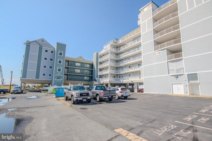 Property Photo:  1 Dock Street 402  MD 21817 