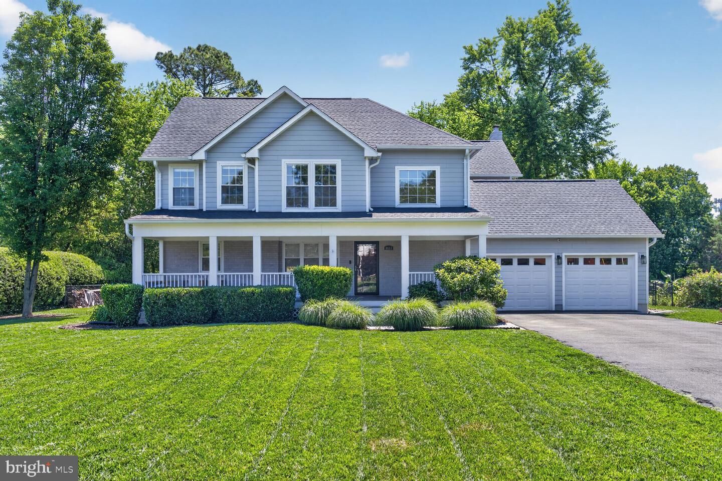 Property Photo:  4613 Willow Run Drive  VA 22003 