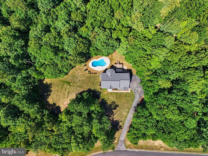 Property Photo: 68 Willow Ridge Court VA 22406