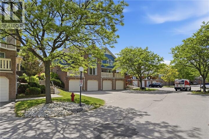 Property Photo:  941 Gordon Street 49  ON N1G 4R9 