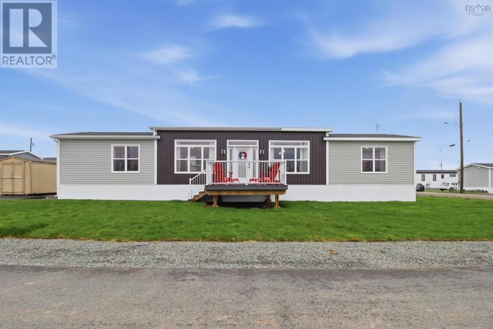 Property Photo: 2 Helmsley Crescent NS B2S 0H4