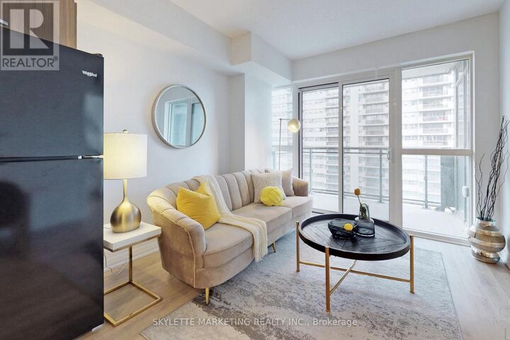 Property Photo: 30 Meadowglen Place 609 ON M1G 0A6