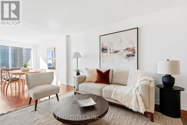 Property Photo:  1001 Bay Street 2101  ON M5S 3A6 