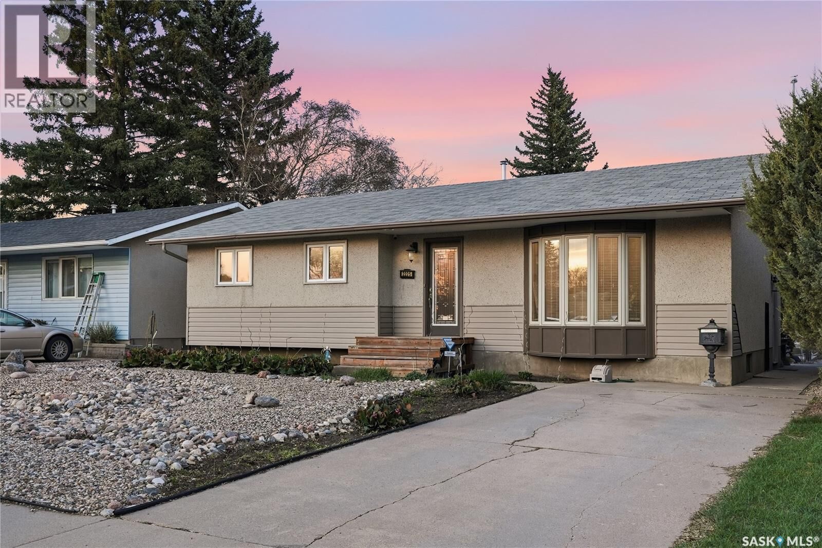 Property Photo: 2225 Easthill SK S7J 3E1