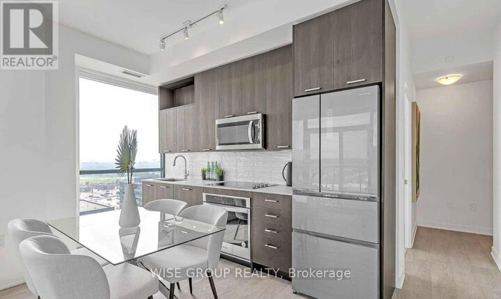 Property Photo: 120 Eagle Rock Way Lph04 ON L6A 5C2