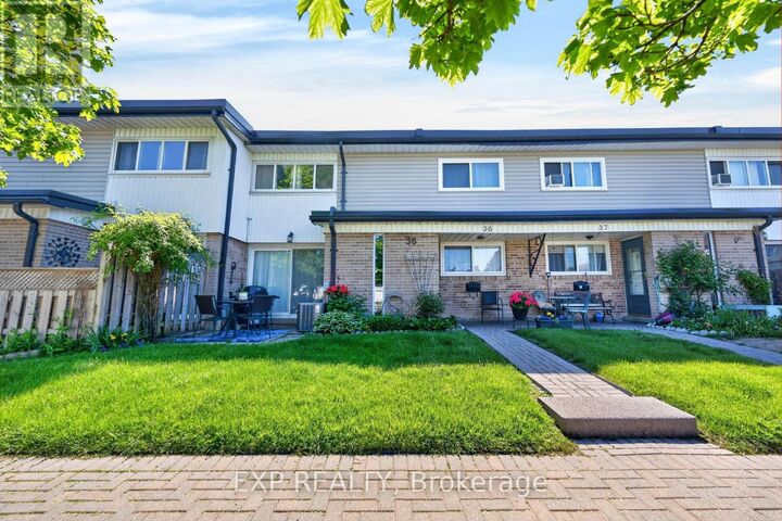 Property Photo:  925 Bayly Street 36  ON L1W 1L4 