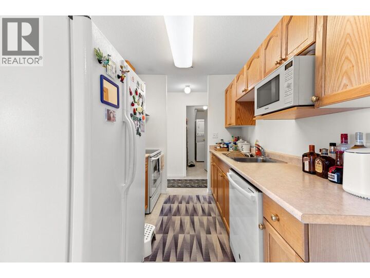 Property Photo:  914 Vancouver Street 204  BC V0B 1G4 