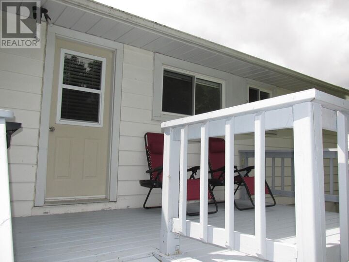 Property Photo: 53 Valley Cres ON P5A 2G9