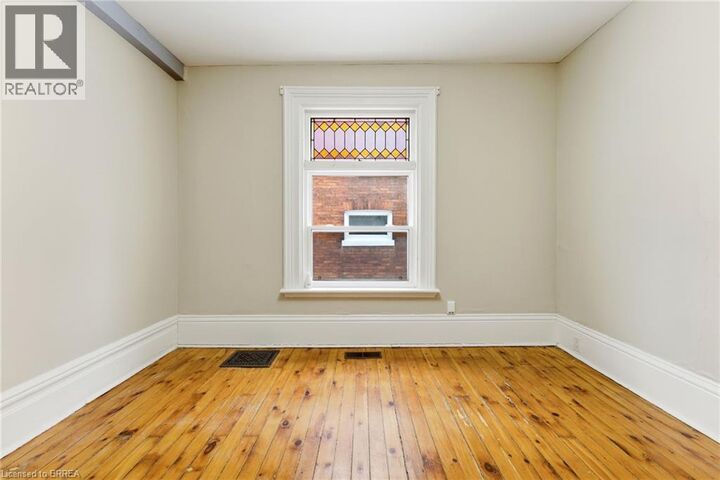Property Photo: 174 Darling Street ON N3S 3W6