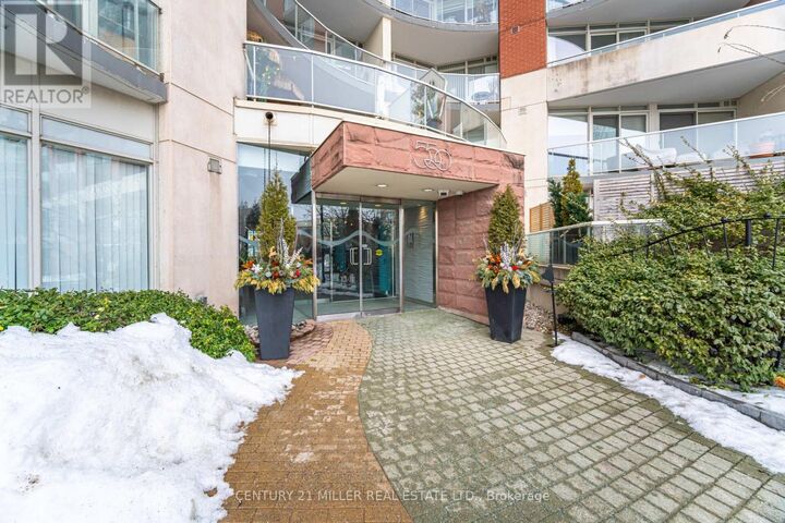Property Photo:  550 Queens Quay West 318  ON M5V 3M8 