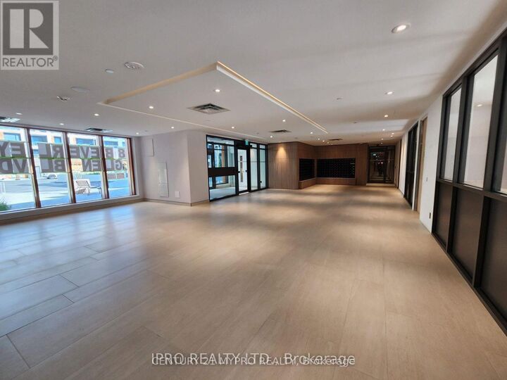 Property Photo:  8 Beverley Glen Boulevard 1206  ON L4J 0L5 