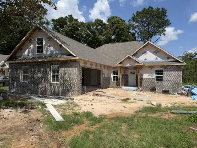 Property Photo:  1416 N Lloyd Street  FL 32536 