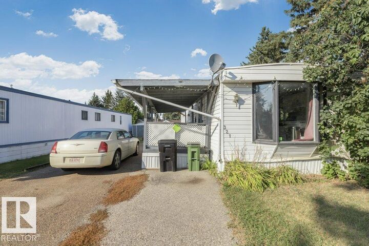 Property Photo:  321 Westbrook Way NW  AB T5S 1T6 
