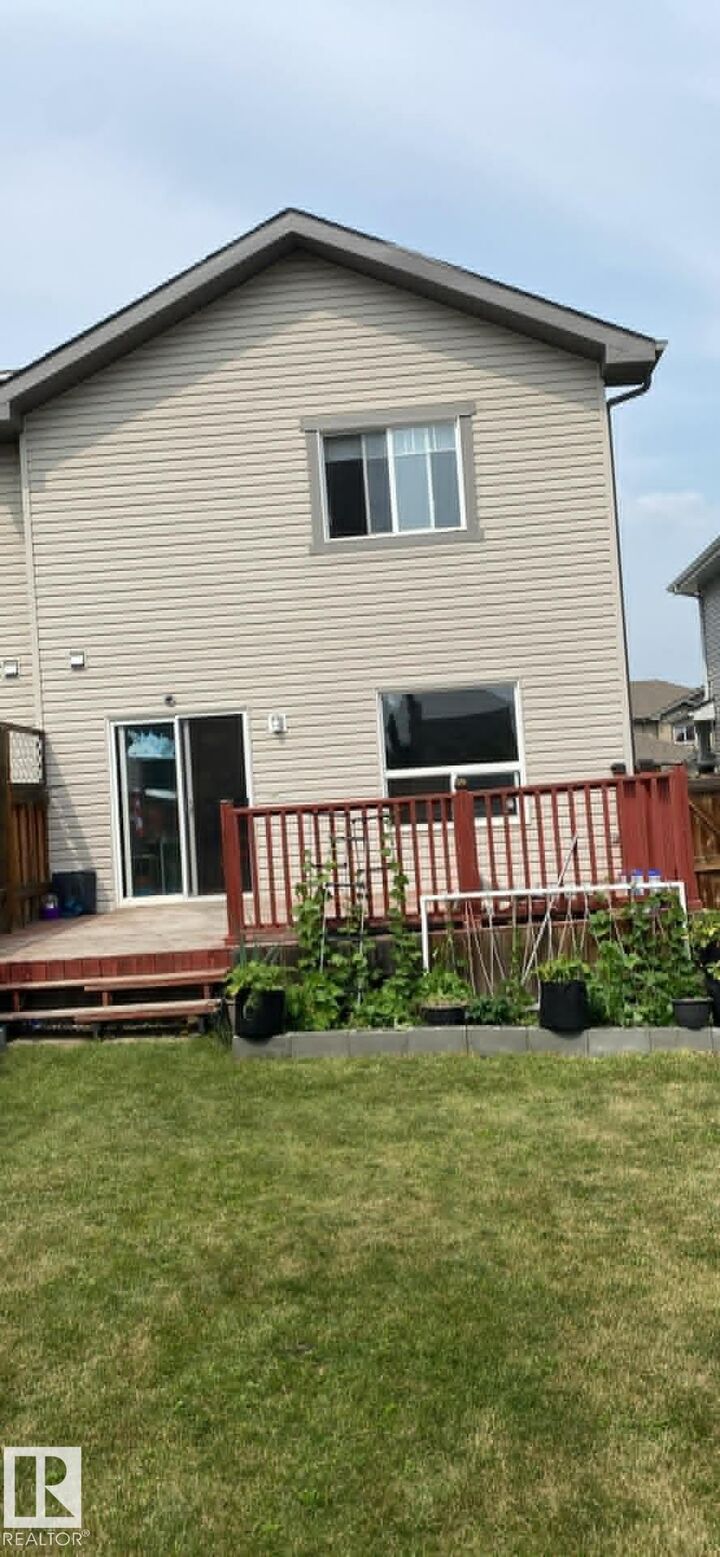 Property Photo:  2402 Casselman Cr Crescent SW  AB T6W 0W2 