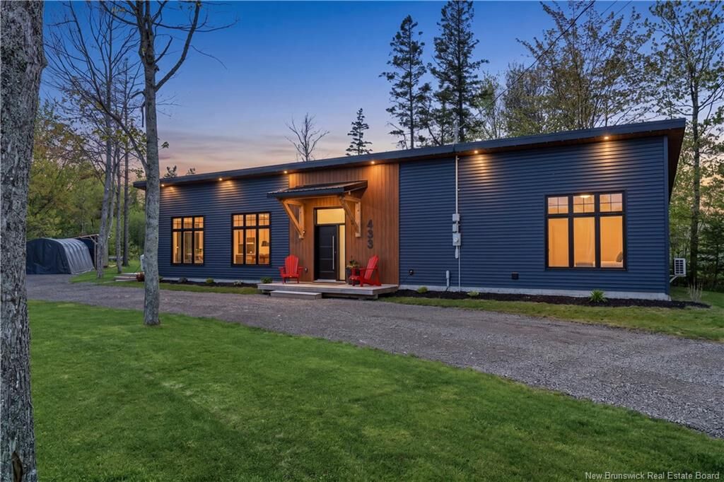 Property Photo:  433 Cornwall Road  NB E4P 1N9 