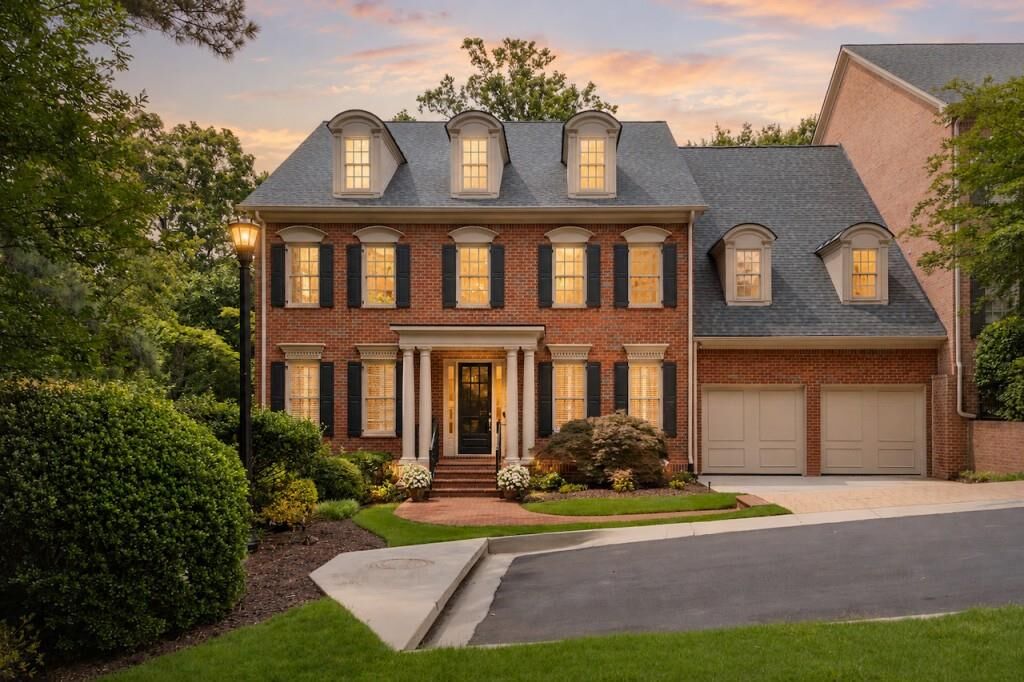 Property Photo: 250 Enclave GA 30342