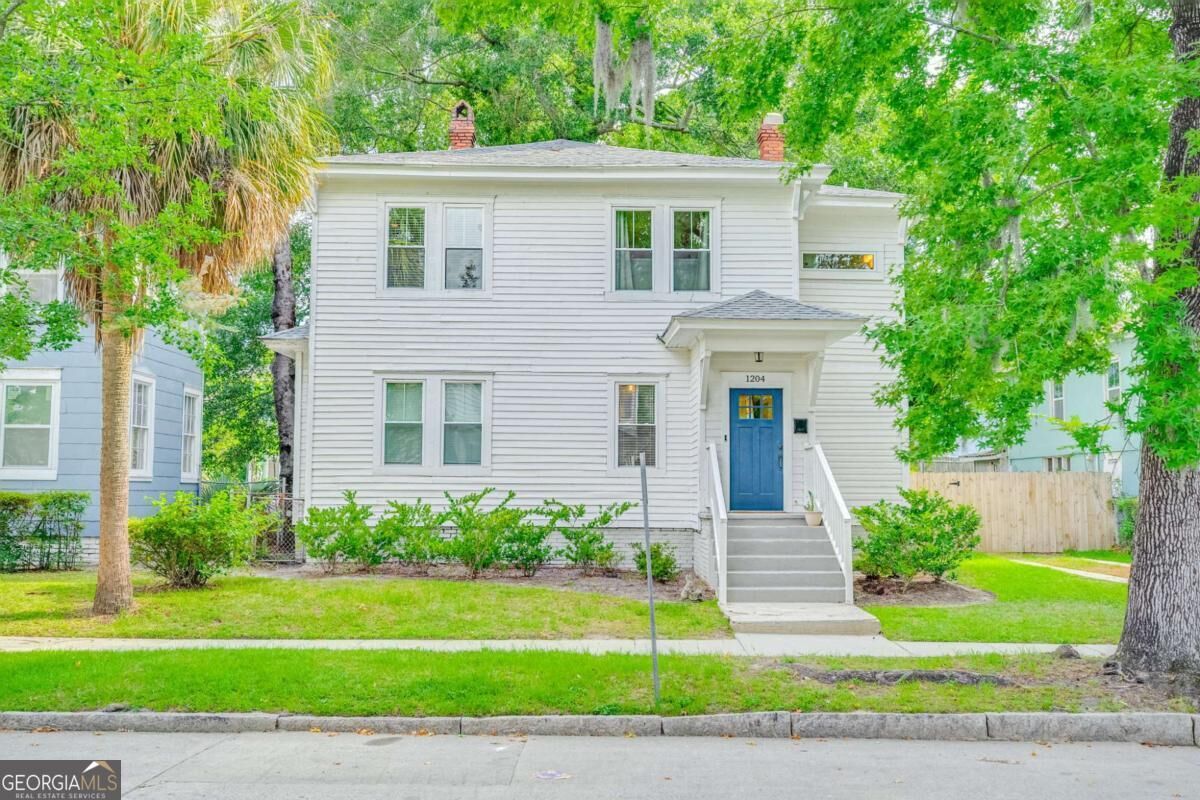 Property Photo:  1204 E 33rd Street  GA 31404 