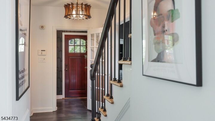 Property Photo:  720 Harding St  NJ 07090 