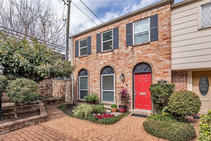 Property Photo:  6469 Olympia Drive  TX 77057 