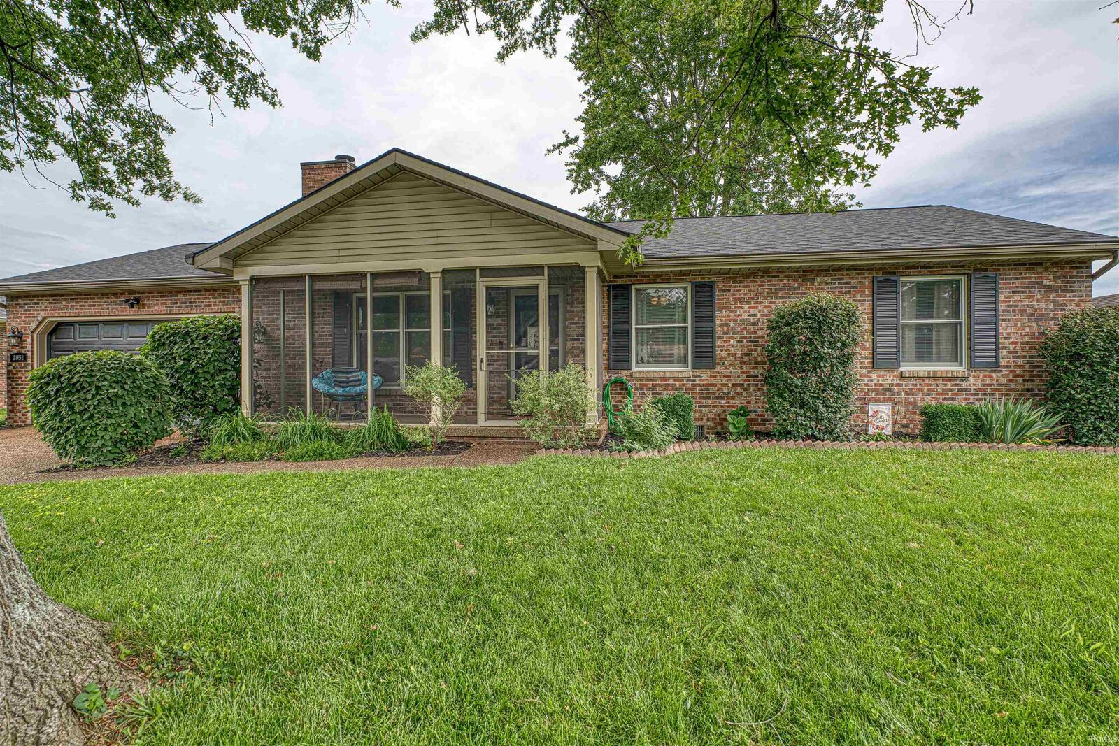Property Photo:  2651 Saratoga Drive  IN 47715 