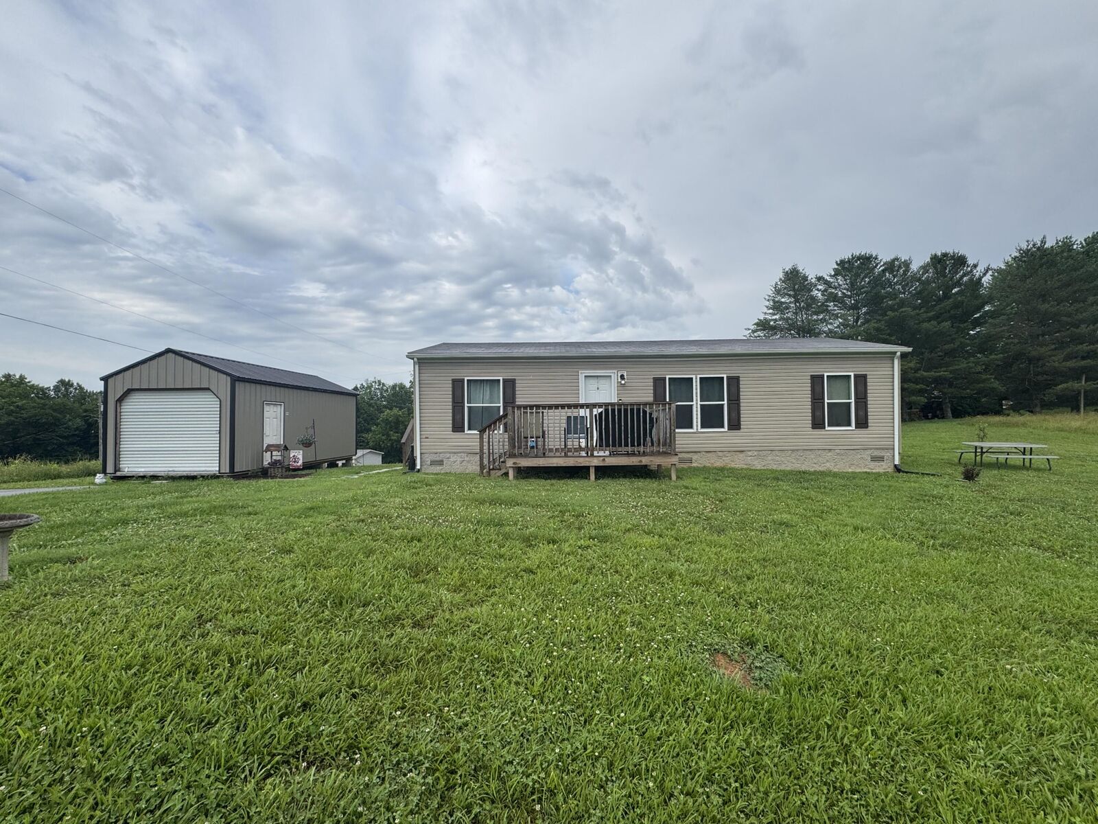 Property Photo:  90 Deer Trail Circle  KY 42629 