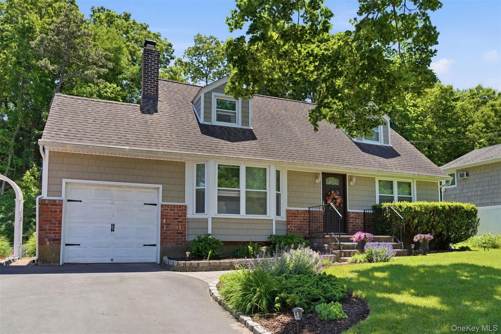 Property Photo:  78 Cornell Drive  NY 11787 