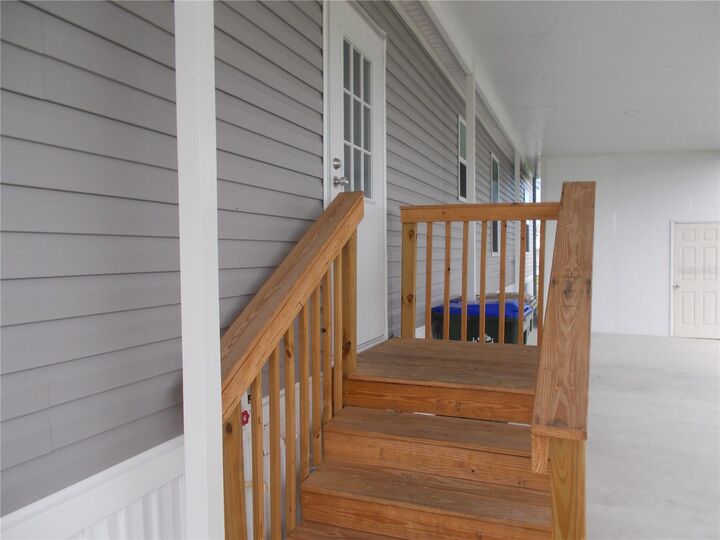 Property Photo: 6803 Amoko Court FL 34287