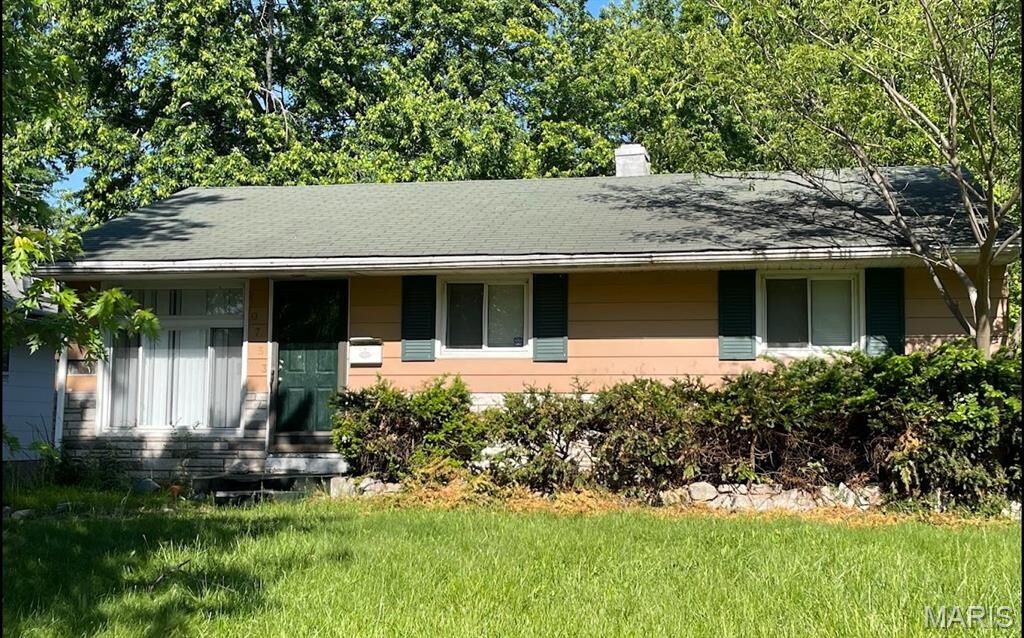 Property Photo:  10753 Spring Garden Drive  MO 63137 