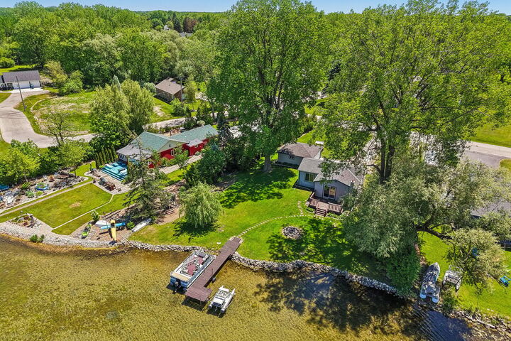 Property Photo:  7223 S Wallace Lake Dr  WI 53090 