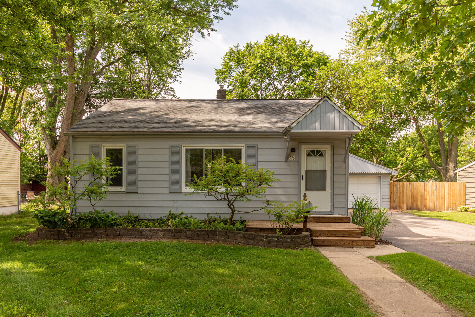 Property Photo: 576 Allen Road MI 48160