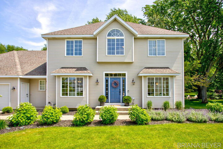 Property Photo: 145 Bay Meadows Dr MI 49424