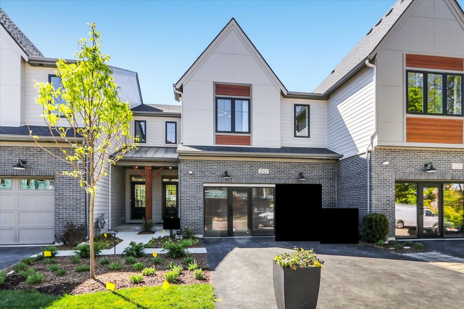 Property Photo:  2044 Iron Ridge Lane  IL 60563 