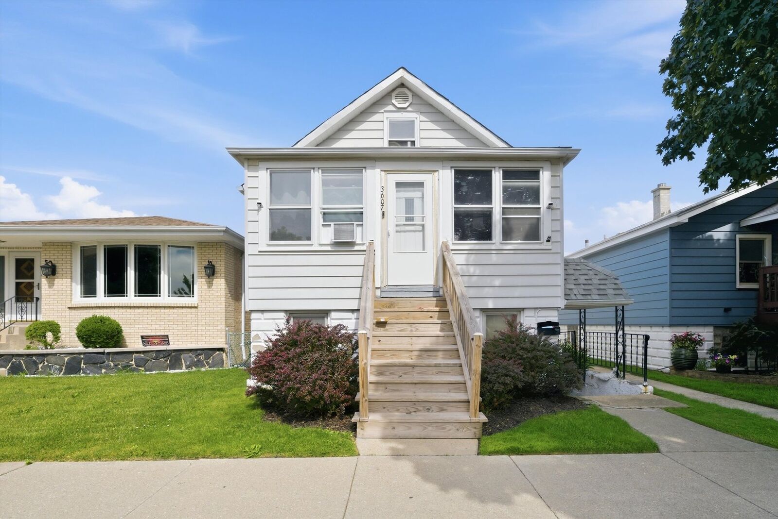 Property Photo: 3607 S 55th Court IL 60804