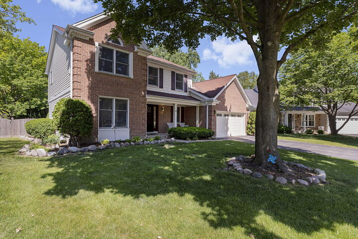 Property Photo: 1118 Highland Grove Drive IL 60089