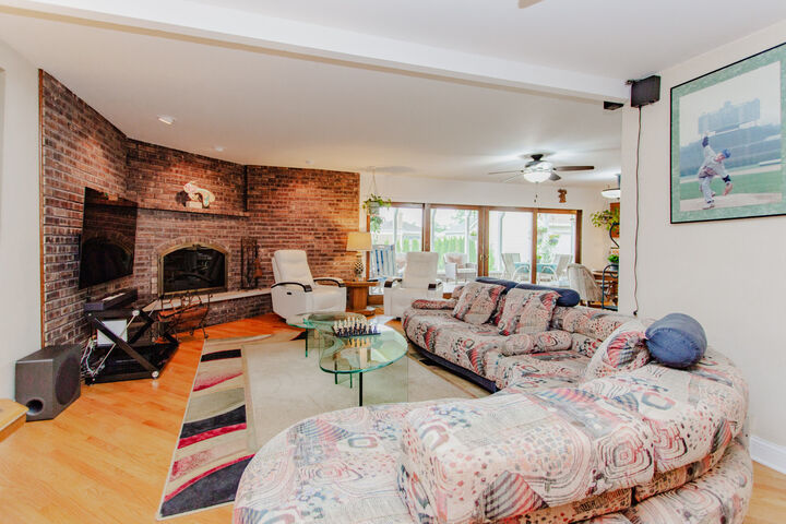 Property Photo: 7022 Birchwood Avenue IL 60714