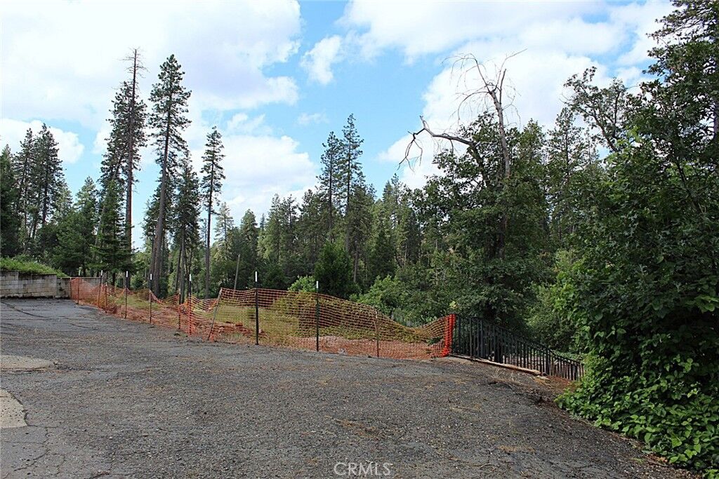 Property Photo: 5889 Fickett CA 95969