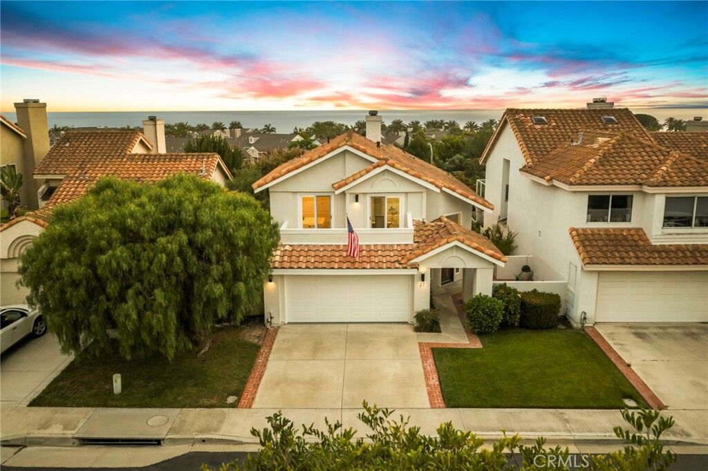 Property Photo:  27 Palm Beach Court  CA 92629 