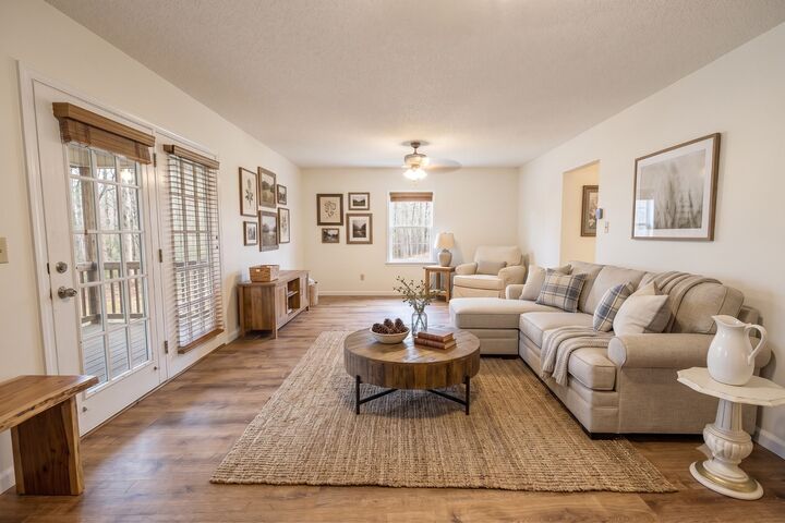Property Photo: 8988 Old Tullahoma Rd TN 37330