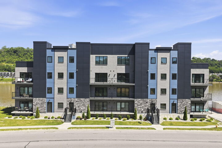 Property Photo:  745 Manhattan Boulevard  KY 41074 