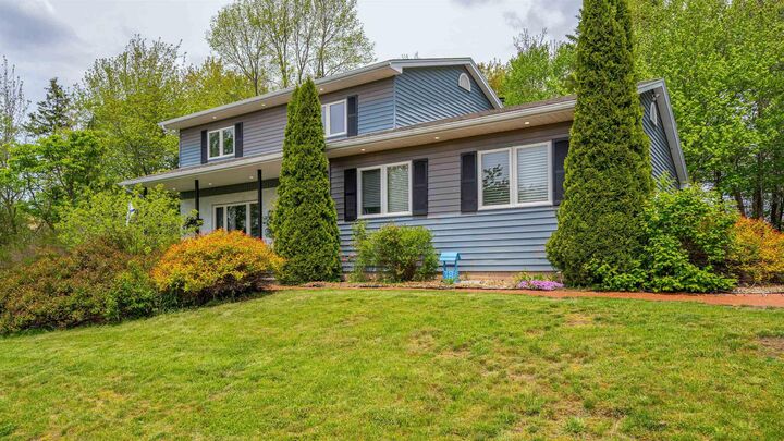 Property Photo: 65 Lakehill Drive NS B2W 6C8