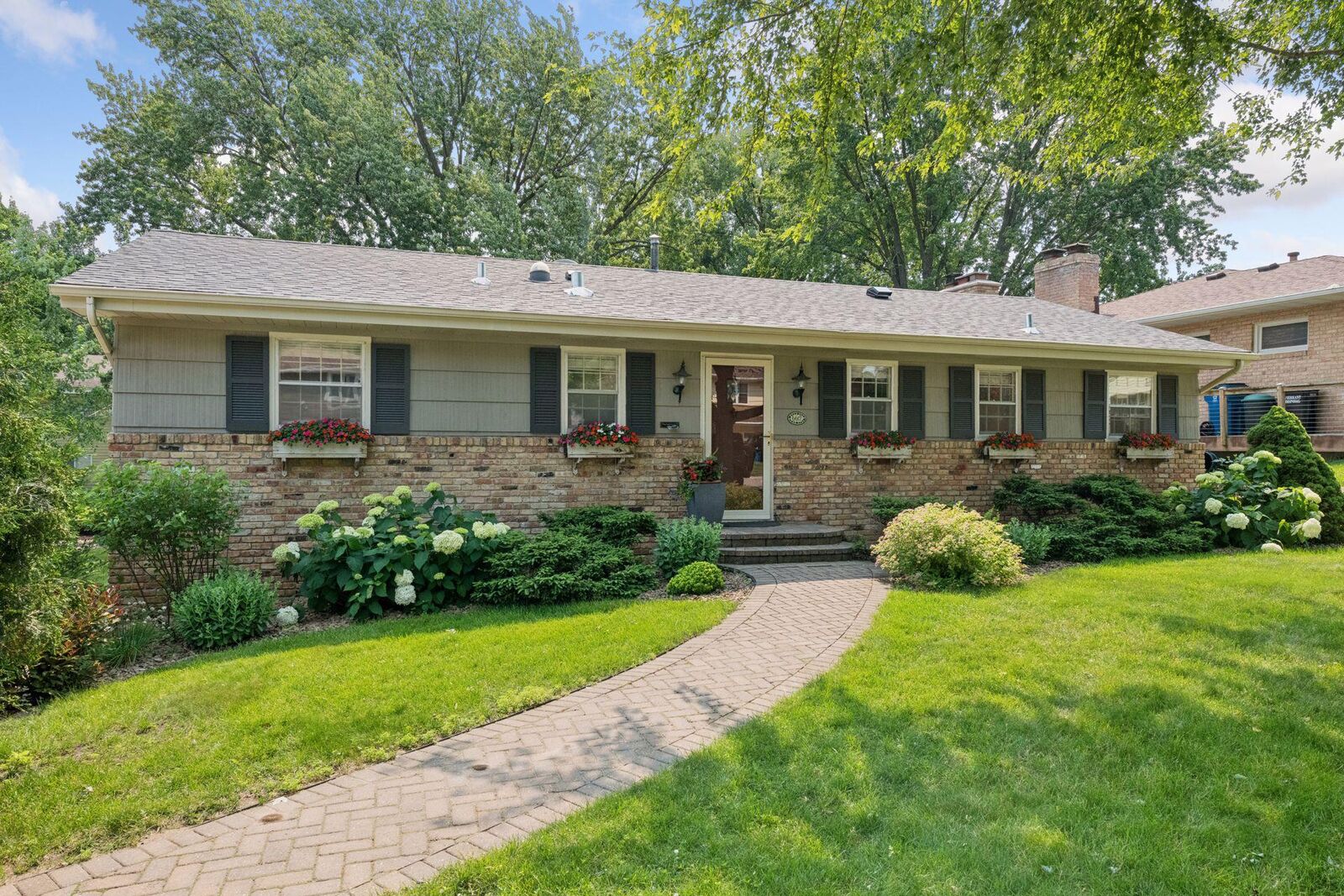 Property Photo:  6617 Naomi Drive  MN 55439 
