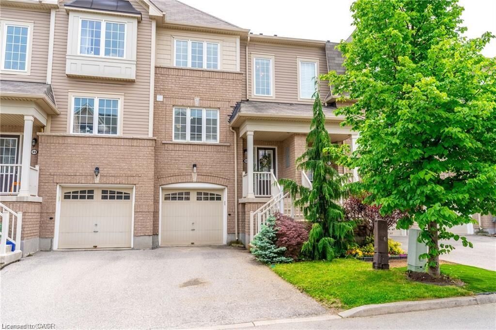Property Photo: 7 Sirente Drive 48 ON L9A 0B4