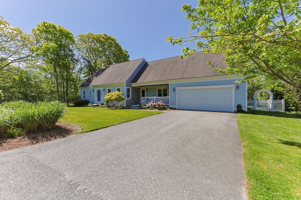 Property Photo:  7 Park St  MA 02645 