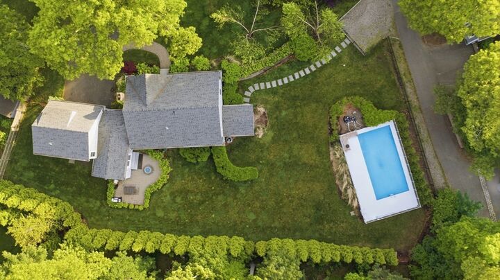 Property Photo:  26 High Ona Hill Rd  MA 02632 