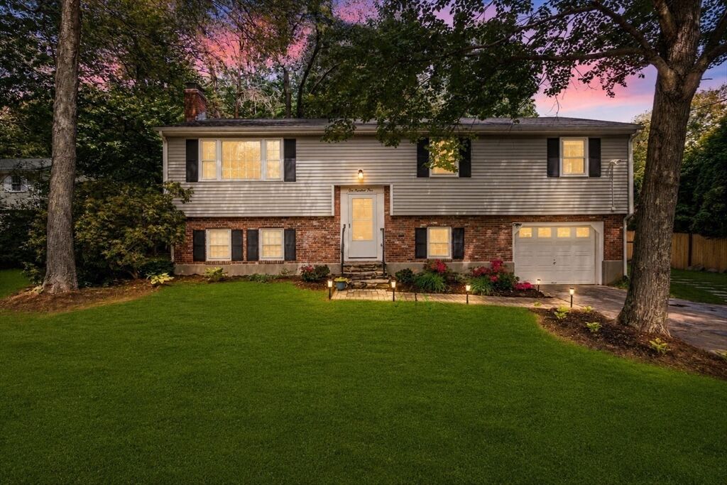 Property Photo:  105 High St  MA 01746 