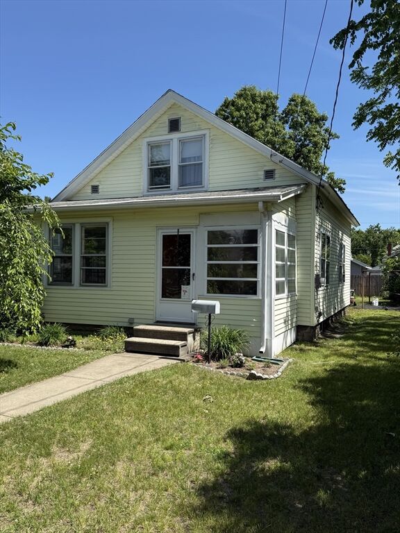 Property Photo:  5 Wrightson Ave  MA 01376 
