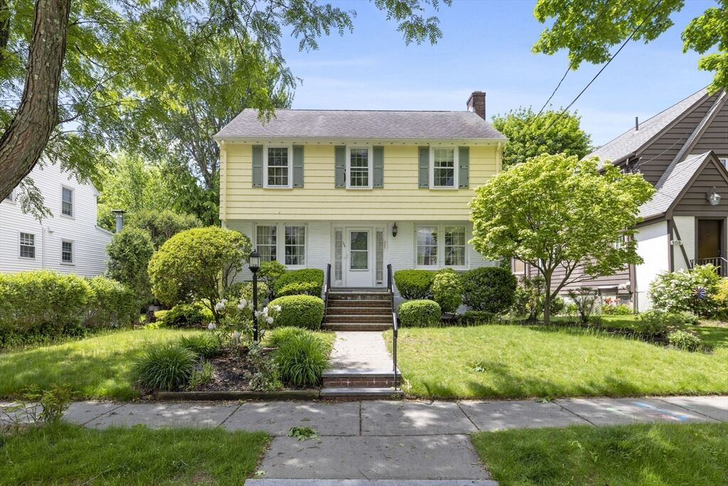 Property Photo:  102 Oakdale Road  MA 02461 