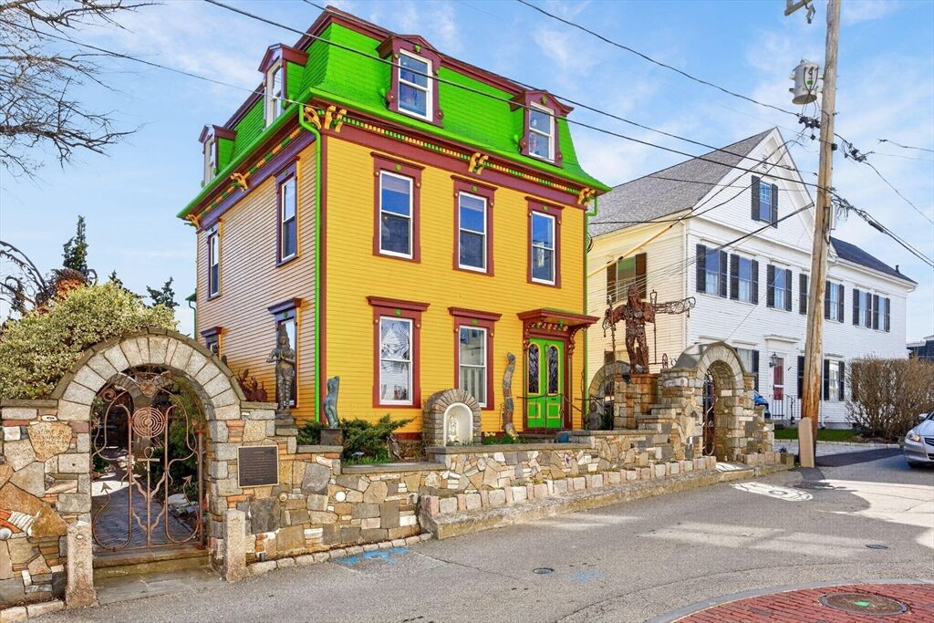Property Photo:  4 Center Street  MA 02657 