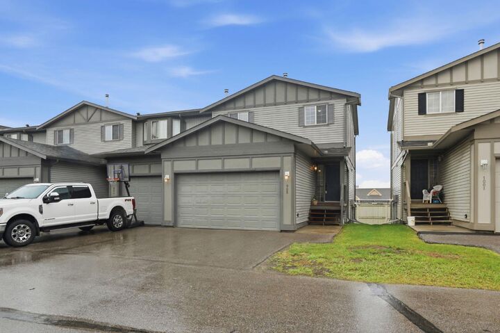 Property Photo:  720 Willowbrook Road NW 905  AB T4B 2Y9 